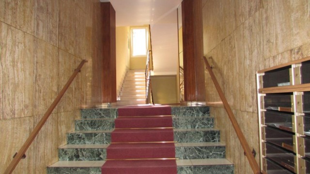 2 locali ampio zona P.za Firenze