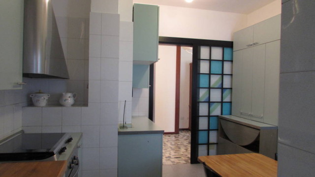 Ampio 3 locali via Lorenteggio