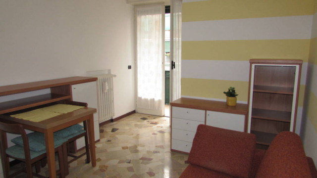 Comodo monolocale Via Lorenteggio – P.za Frattini