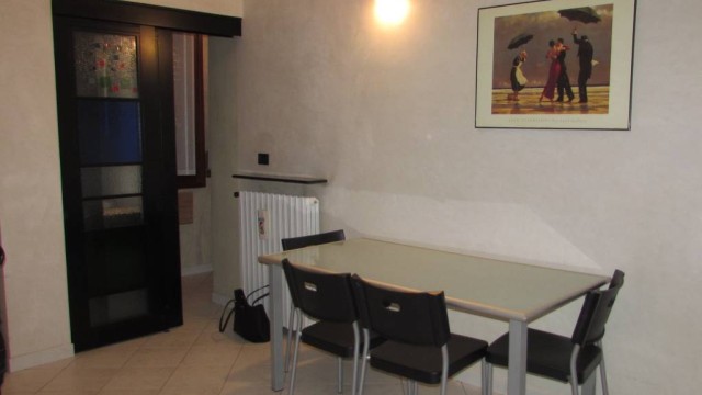 2 locali zona Lorenteggio – Tolstoj