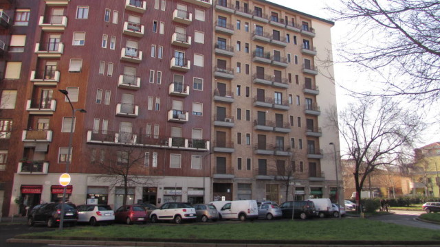 2 locali Via Roncaglia – Washington ristrutturato a nuovo