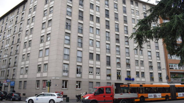 140 mq Piazza Frattini divisibile in due appartamenti 140 mq Piazza Frattini divisibile in due appartamenti