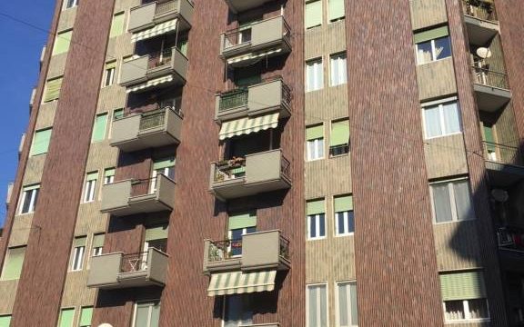 Ampio Monolocale zona C.so Vercelli