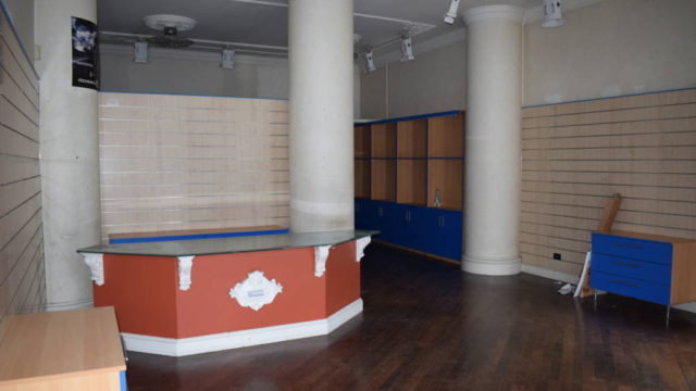 Negozio 100 mq Corso Sempione – Pier della Francesca