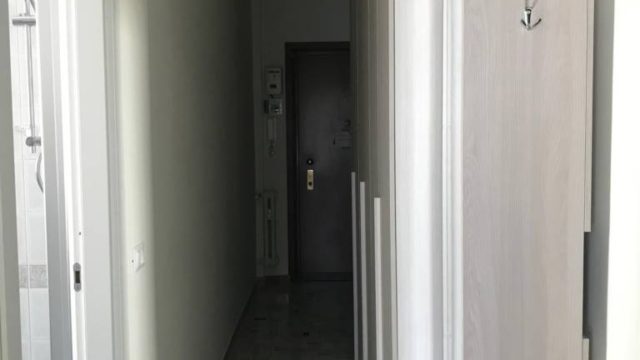 Bilocale ristrutturato Bocconi Via Zamenhoff