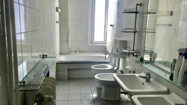 4 locali Via Poma XXII Marzo