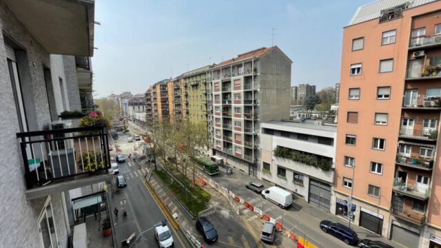 2 LOCALI TITO VIGNOLI M4 LORENTEGGIO